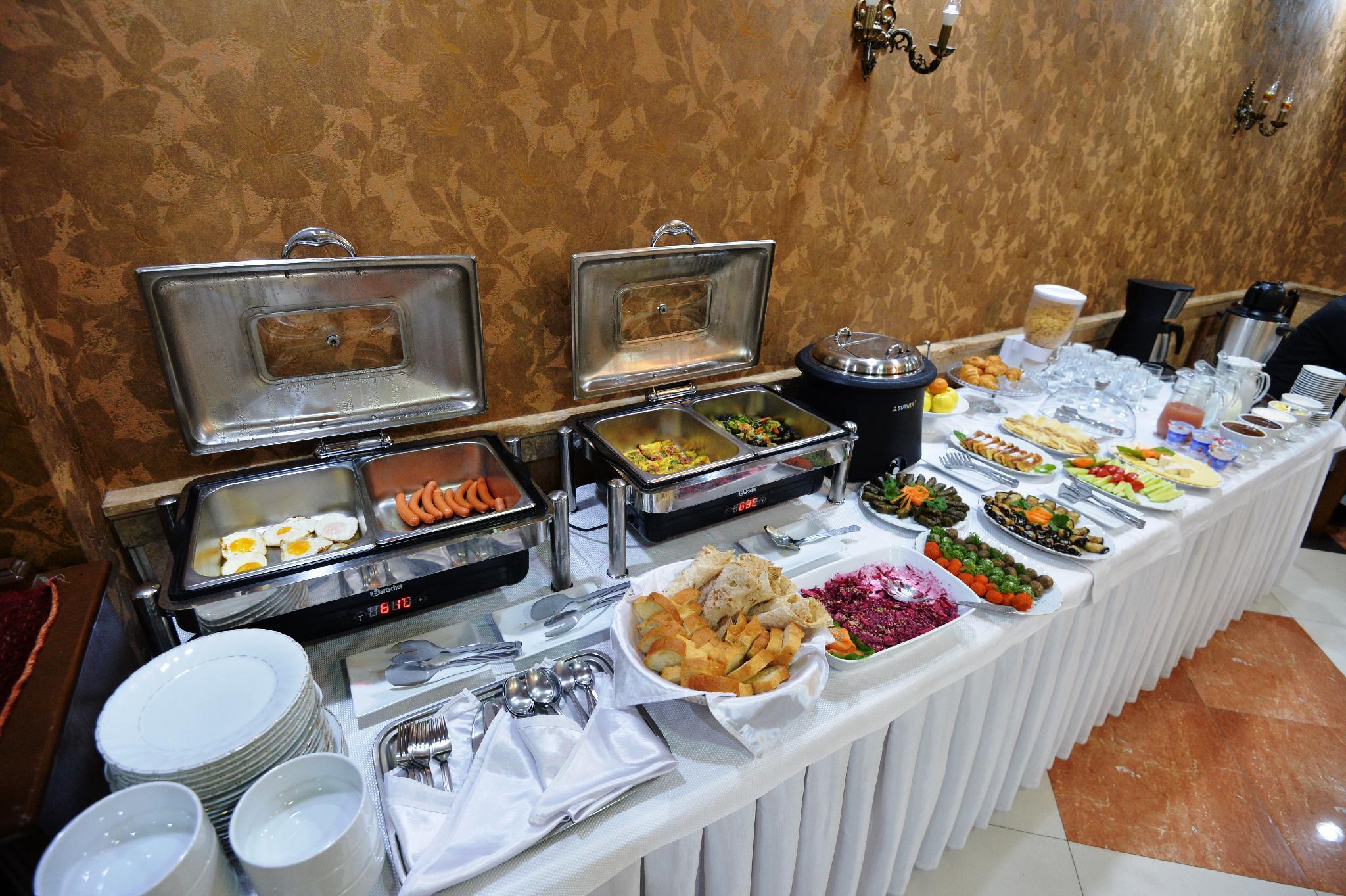 Yerevan Deluxe Hotel Exterior photo